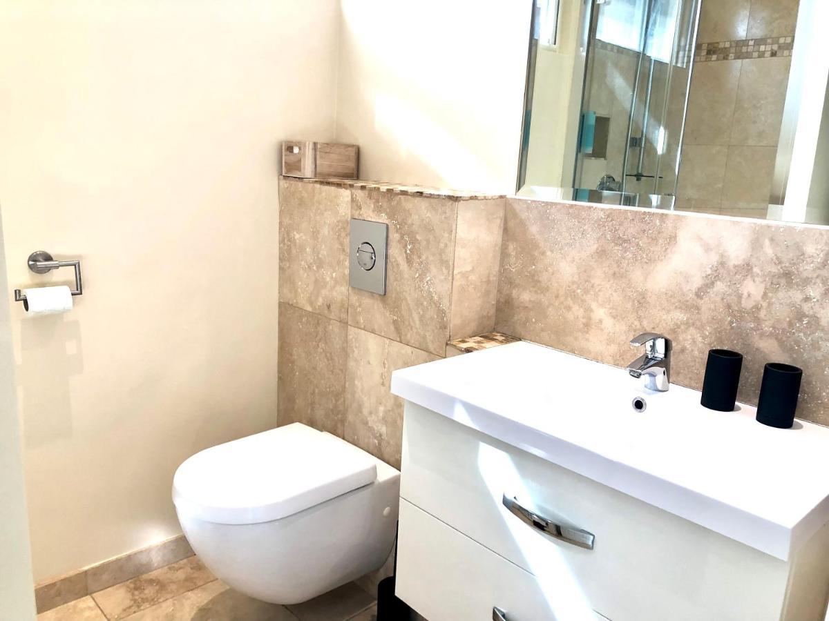 Villa Montfleuri, Vieille Ville A Pieds, Vue Mer, Piscine, 8 Pers サント・マキシム エクステリア 写真